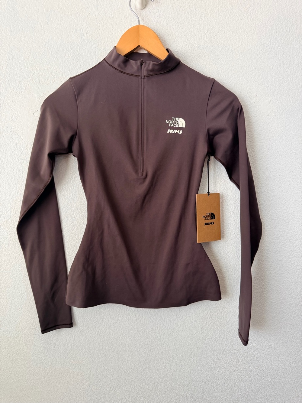 The North Face X Skims Refina Long Sleeve Top Phoenix XS - Picture 2 of 6